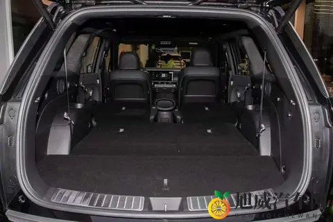 家用SUV怎么选?新一代帕里斯帝空间大，配置高-2