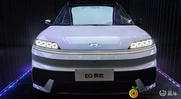 亭亭玉立国色天香综合症怎么得的:汽车魅力揭秘:设计、工艺与品牌如何塑造独特气质-1