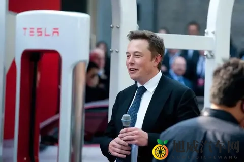 日产汽车把总部卖了；小鹏X9增程版发布；新款坦克400上市-3