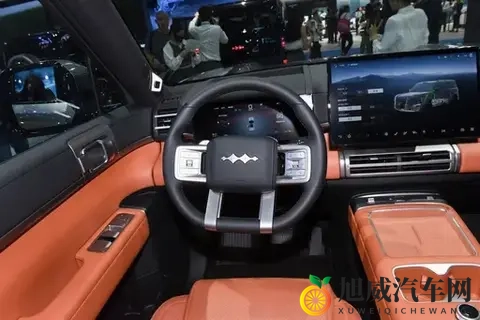 选车纠结症的福音-比亚迪方程豹钛7，空间大、续航无忧-3