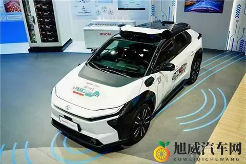 L4级无人驾驶来了！丰田与小马智行量产版铂智4X亮相-1