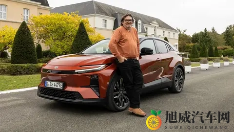 丰田加速电动化步伐，新款C-HR+首秀，设计与性能并重-3