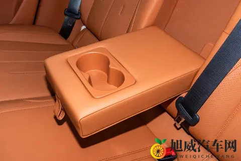 东风奕派eπ007+：纯电续航新标杆，驾趣与科技并存-2