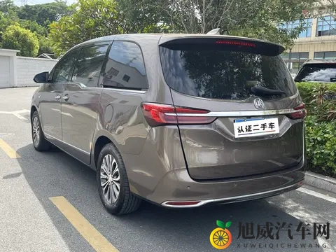 XXX性公交车上:公交车上惊现XXX行为,引众围观-2