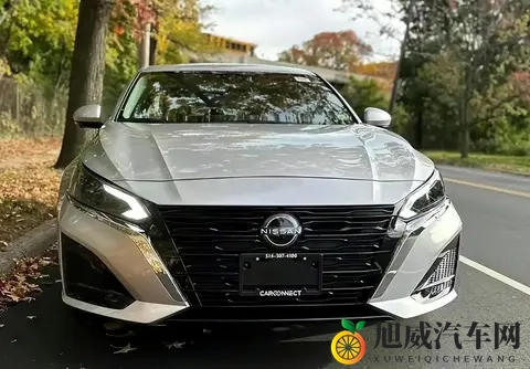 燃油车要翻身?天籁装上鸿蒙座舱,这波操作太秀了!-3