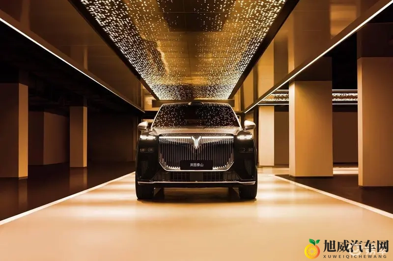 岚图泰山11月18日上市，预售价超45万，冲击豪华SUV高端市场-1