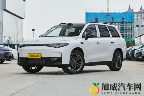 激光雷达 + 8295 芯片，零跑 C16 20 万内配置卷吗？-2