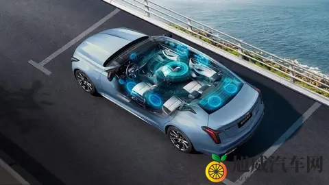 别只关注宝马3系了，不如看看这台20万内的“后驱王”-2