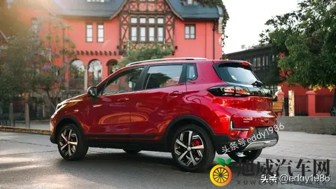 长安在智利推出新款CS15 Plus，配置升级售价还不贵-1