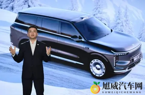 上汽旗舰智己LS9发布，CEO刘涛放话：用户喜欢的配置才是最牛的-2