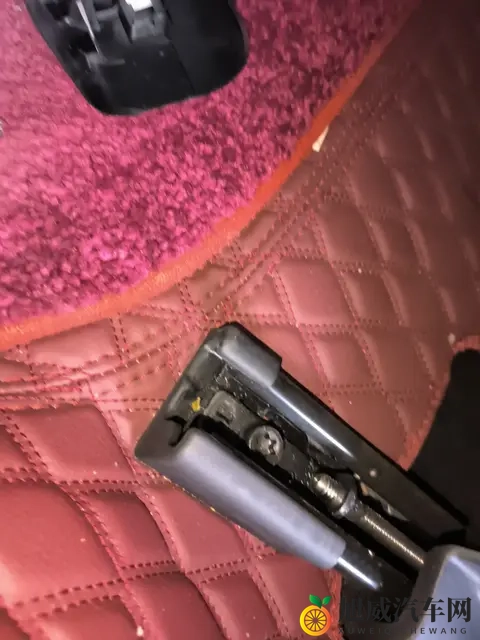 235万！准新一手宝马3系，驾驭运动激情-2