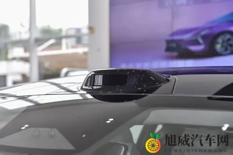 1399万起!深蓝L06 560Ultra激光版实车曝光,入门即配激光雷达-2