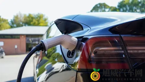 10月，美国电动车销量暴跌43%-2