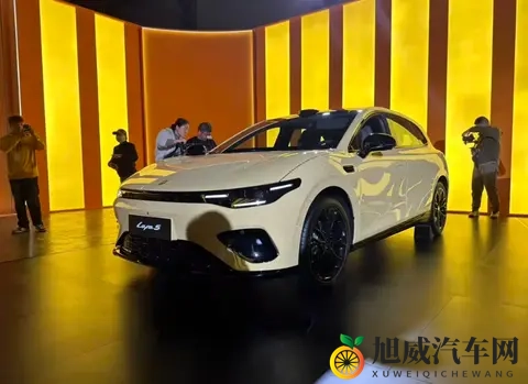 零跑Lafa5预售价公布!共推出5款车型-2