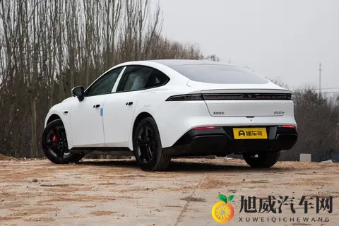 限时1399万起 东风奕派eπ007+上市 标配激光雷达和8295P芯片-1