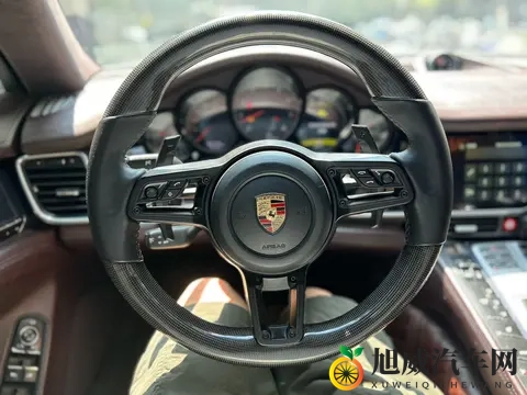 十年老友！8万公里保时捷Panamera，138万带走！-1