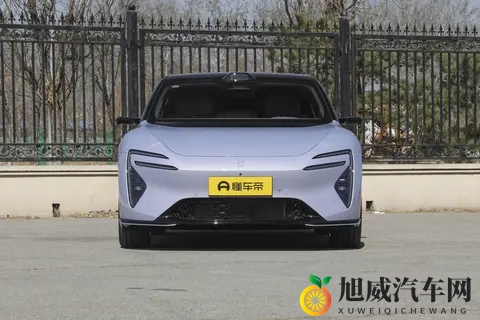 华为乾崑ADS 30+61秒加速，阿维塔06到底香不香？-3