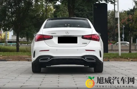 奔驰A级选购指南！请放弃25万的A180L丐版，多花244万上A200L吧-3