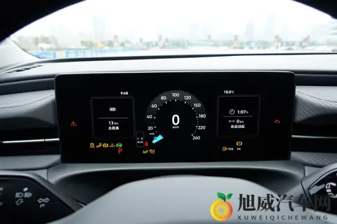 新车  隐藏式门把手_电子怀挡设计_11月上市，上汽大众朗逸Pro下线-2