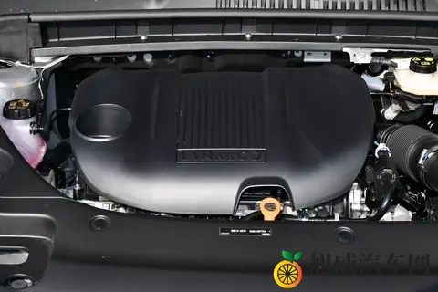 10万精品家轿？深度体验第三代领克03，燃油车的魅力依旧能打！-3