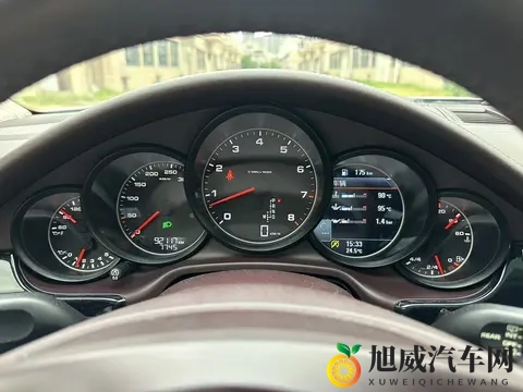 十年Panamera只要15万？体验保时捷“优雅”的入场券-3