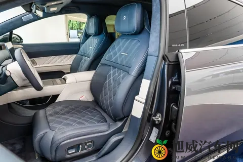 行政旗舰新“卷王”! 续航650km,  配置丰富,  蔚来ET9究竟有啥魅力?-2