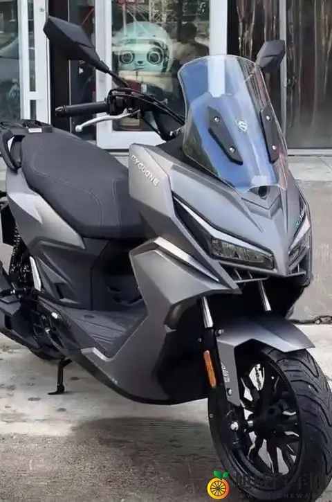 150运动平踏板神仙打架！这几款国产狠货谁能C位出道？-1