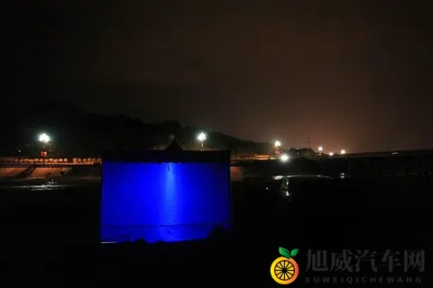 智己LS9后备箱的洗澡机和帐篷是巧思-1