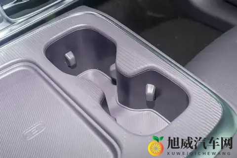 零跑B01销量破万，凭啥这么牛？看完这篇文章你就明白了-2