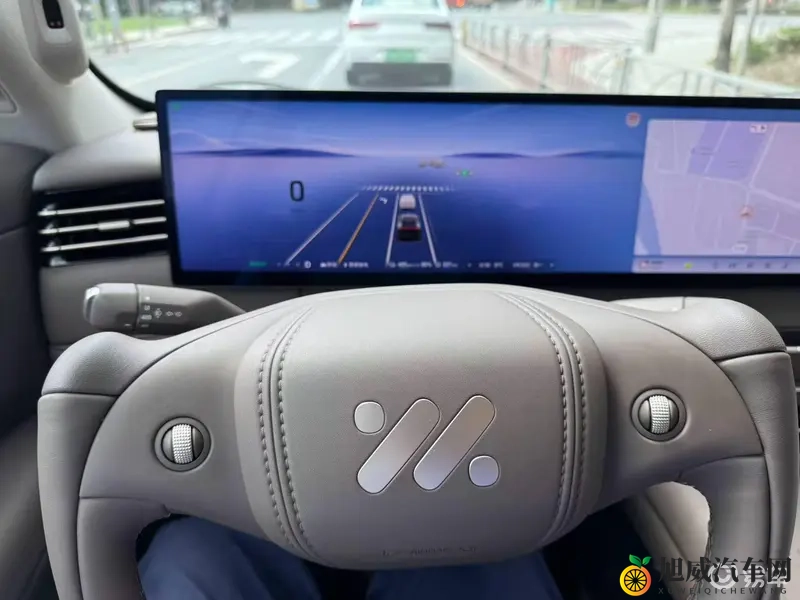 实名认证2024年最新有效身份证游戏:汽车游戏新规:安全驾驶新体验,趣味无限-2