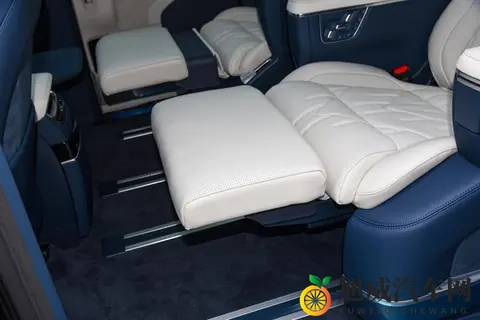 极氪009十一月购车福利，优惠力度大，家用、商用都合适-3