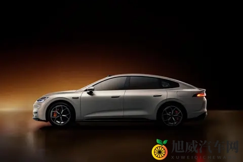 长安启源A06仅1099万起，10-15万家轿市场又一新选择？-2