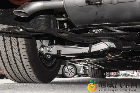 2025款星纪元ET：黄金增程+雪豹四驱，家用SUV的优选-1