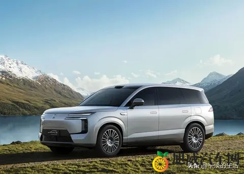 比亚迪到底行不行?销量跌了研发狂砸四百亿 这事儿真说不清-2