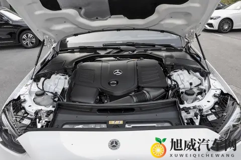 选装配置为关键 2025 款奔驰 C 级各版本怎么选-1