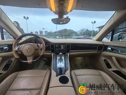 juliaann一对七黑人：豪华轿车奇遇：七黑共乘，挑战传统家庭模式-3