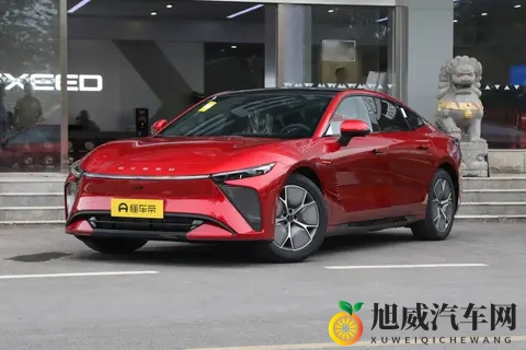 四驱轿跑15万起？买车不能只看价格，星纪元ES的优势和短板在这里-3