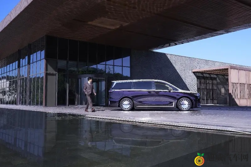 比豪华更豪华，岚图梦想家山河上市-1