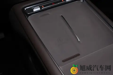 家用选车，追求性价比？这款10万级插混MPV值得一看！-1