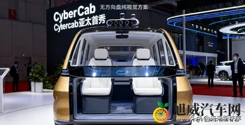 累计测试超 200 万公里，特斯拉 Cybercab无方向盘还能自动清洁-1