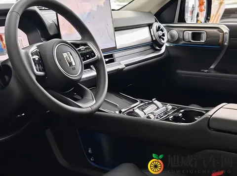 新款坦克 400 版本核心信息对比表-2