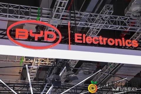 充电1秒2公里！超充技术正让燃油车失去最后优势-2