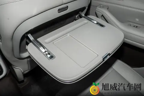 体验腾势N8L DM：娃不晕车，老人不喊累，​适合全家人的全能选手-2