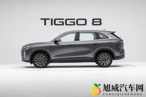 七年五代！这款中型SUV换了两种前脸两种内饰-2