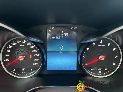 19万拿下昆明一手黑武士，20款奔驰GLC260L，家用代步好选择-1