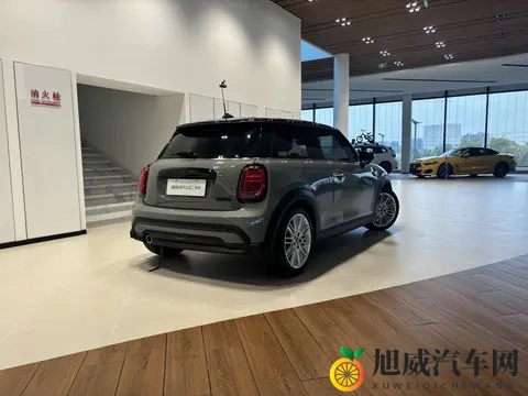 148万，21年一手MINI，都市丽人的时尚座驾？-3