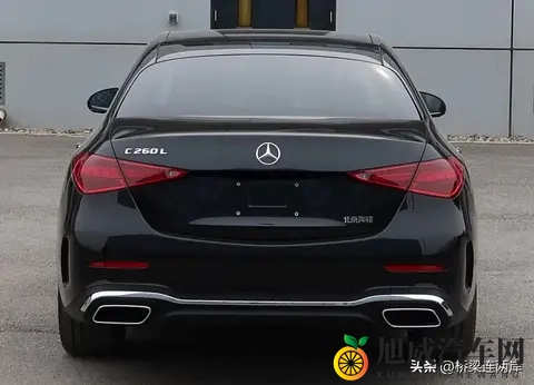 奔驰C级降价前兆?全系20T回归,功率150kW诚意不足-1