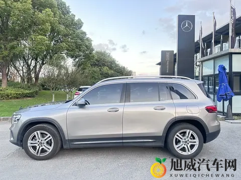 15万多拿下准新奔驰GLB，家用代步香不香？-3