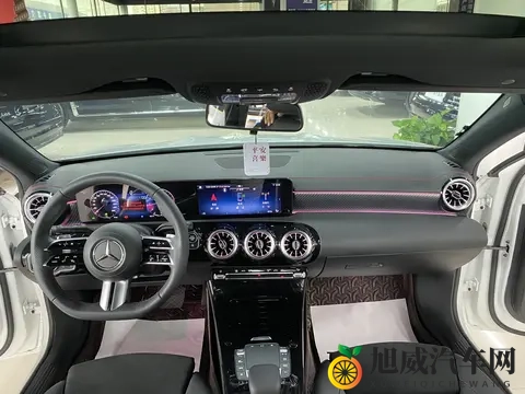 准新奔驰A级，83秒破百，16万内体验豪华！-2