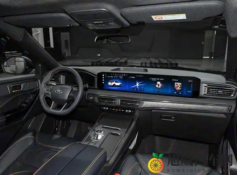 超大后备厢容积+5座，福特探险者昆仑穿越版售3698万-2